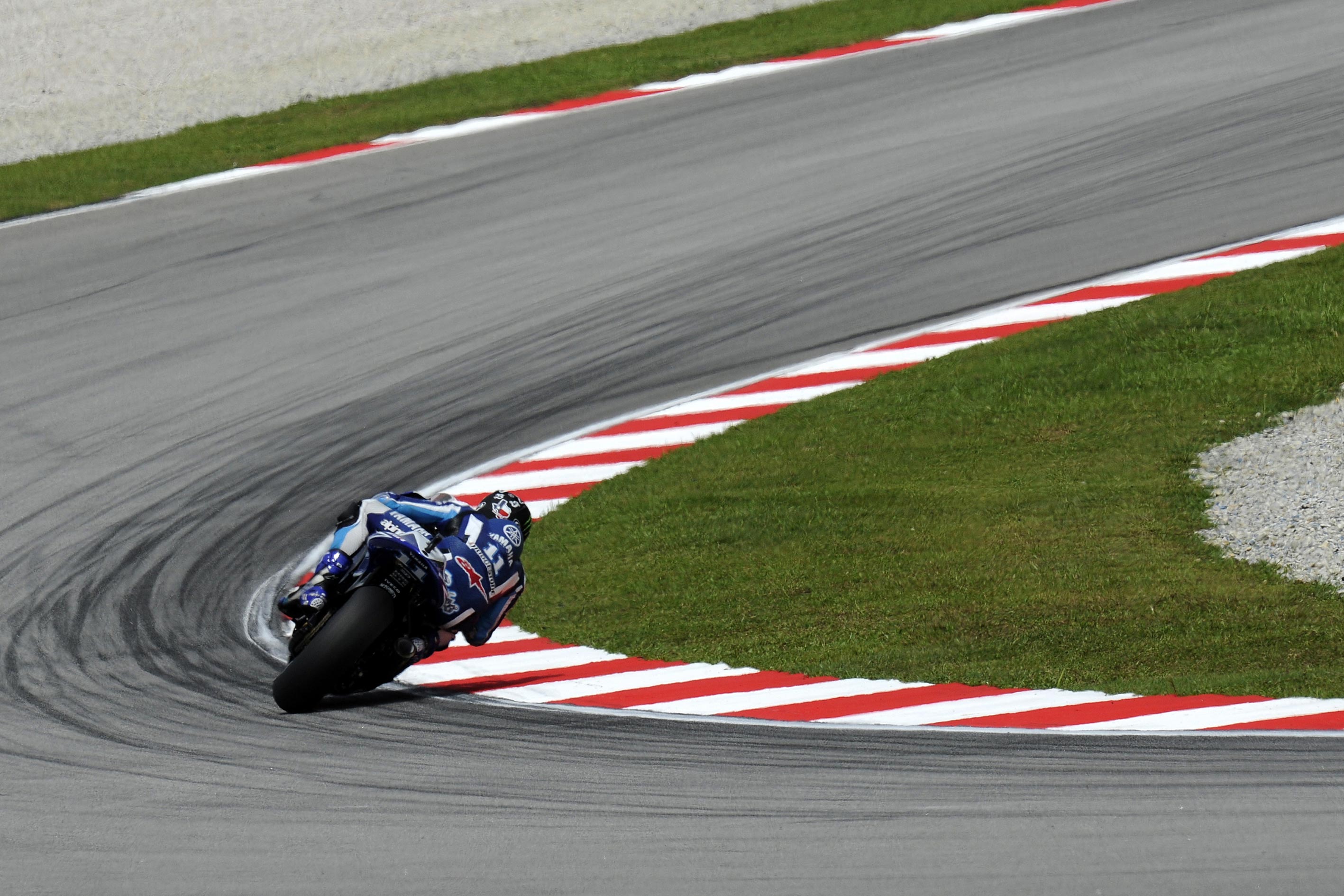 http://www.asphaltandrubber.com/wp-content/uploads/2011/10/Ben-Spies-MotoGP-Sepang-Malaysia.jpg