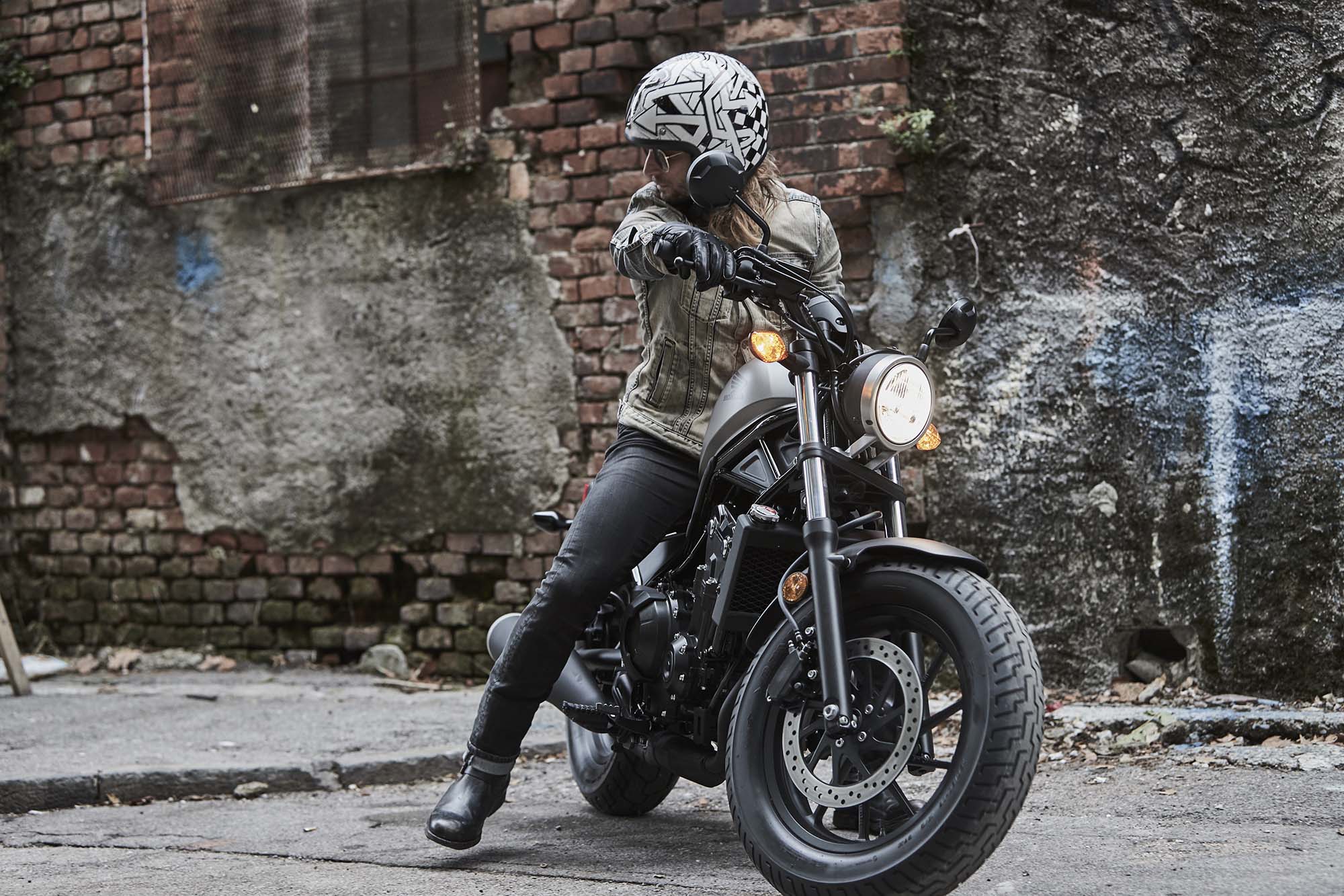 New Honda Rebel 500 & Rebel 300 Models Debut