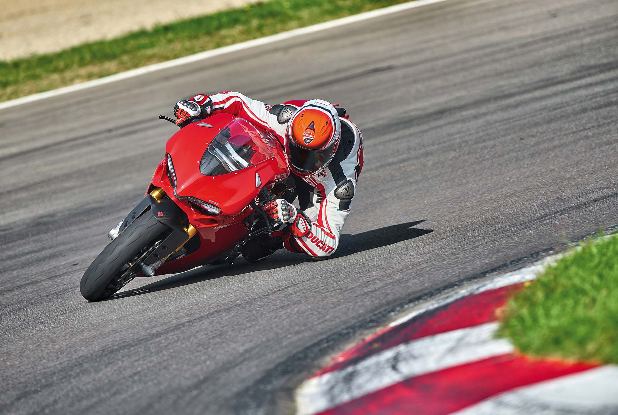 Ducati 1299 Panigale Mega Gallery - Asphalt & Rubber