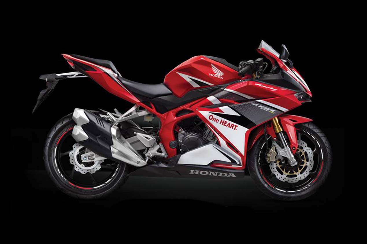 First Images Of The 2017 Honda CBR250RR