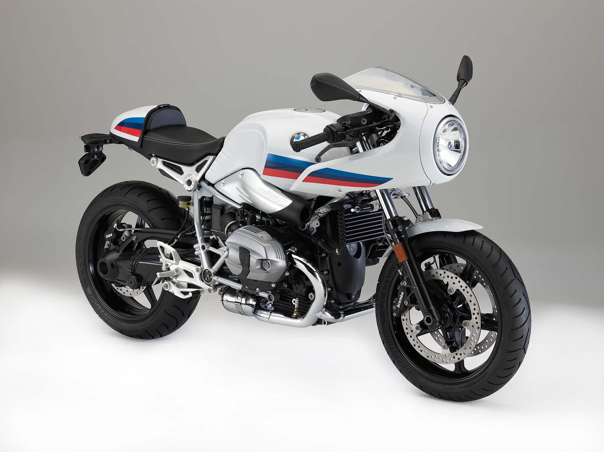 BMW R nineT Racer - Yet Another Café Racer (2000 x 1499 Pixel)