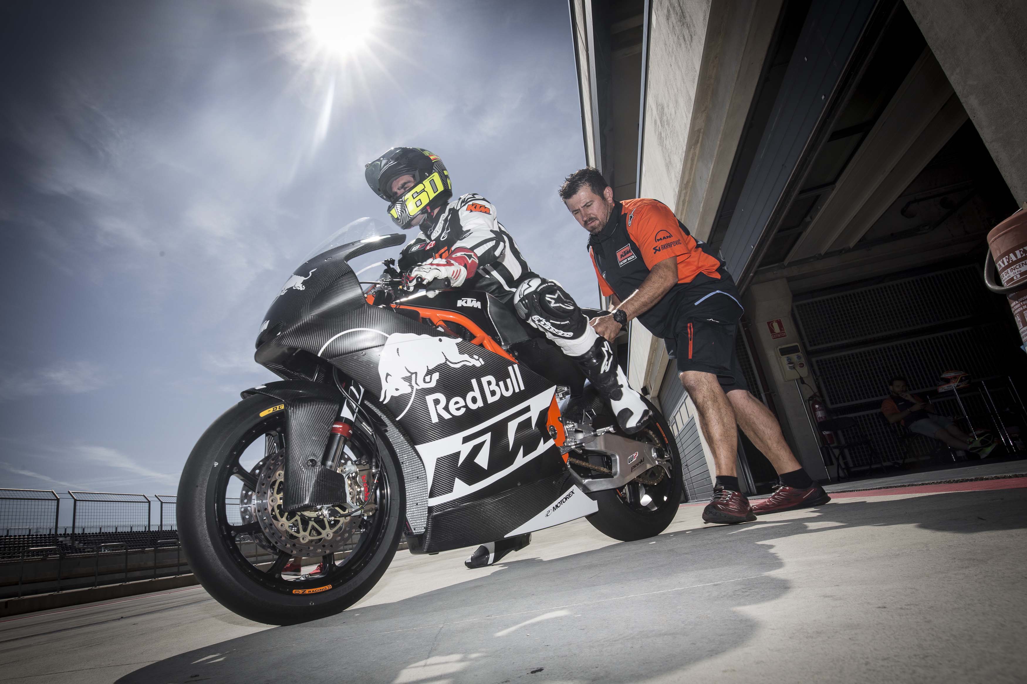 Moto2 Builders Out Testing The Triumph Triple - Asphalt & Rubber