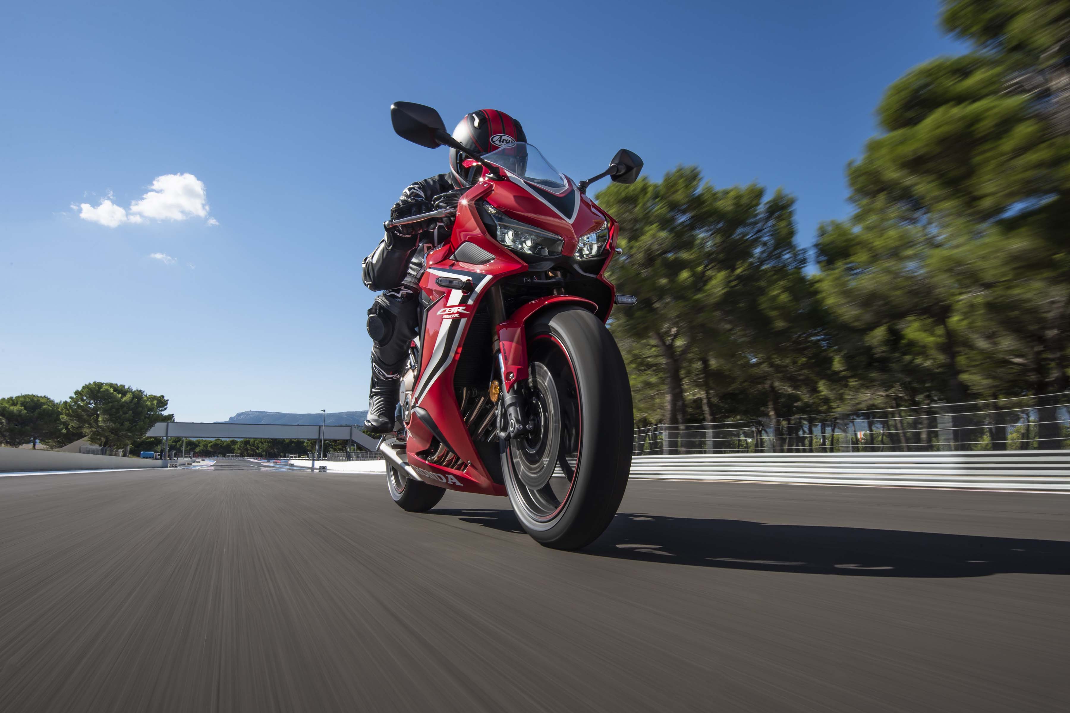 Gone Riding: Honda CB650R & CBR650R - Asphalt & Rubber