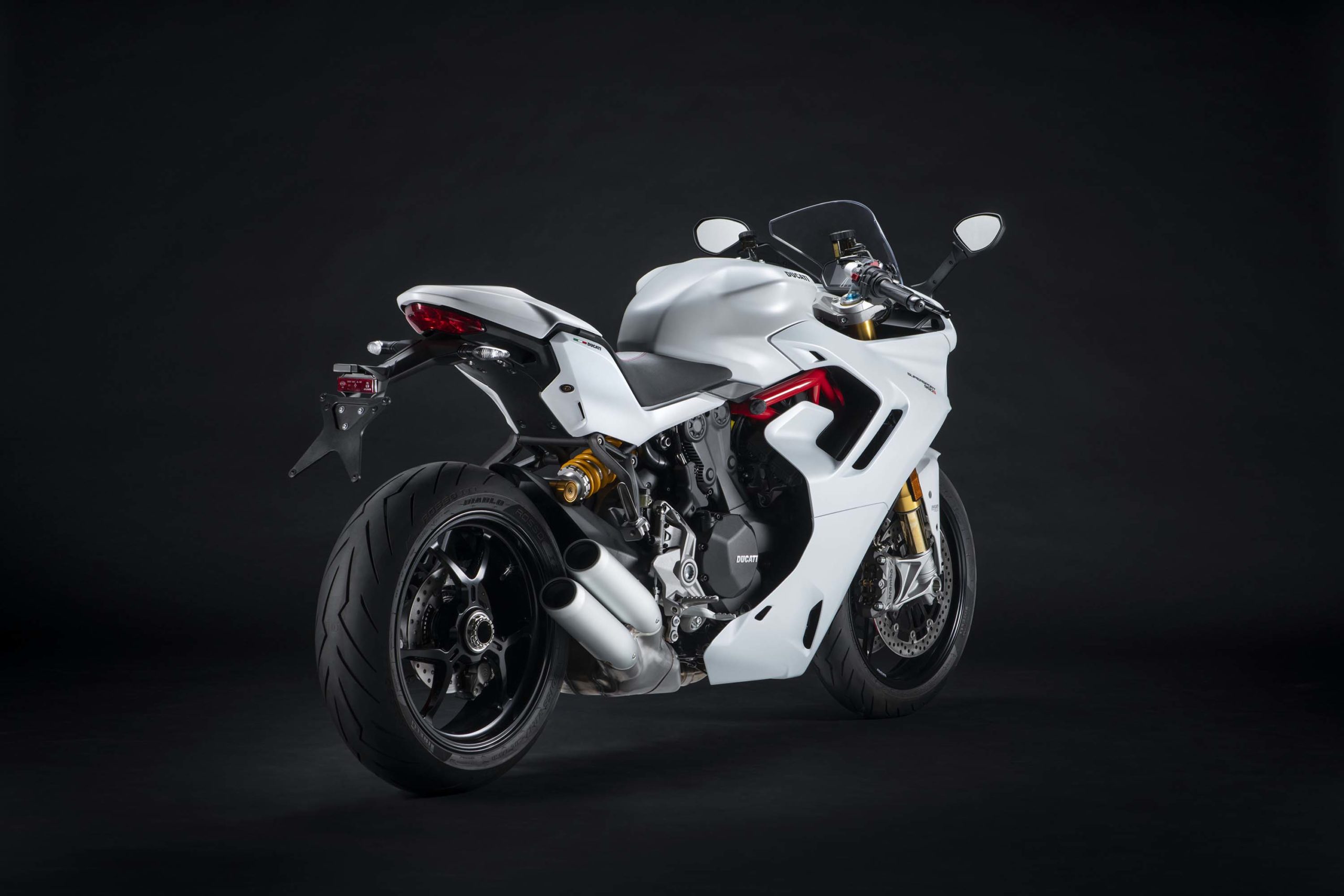 A Facelift And More For The 2021 Ducati SuperSport 950 - Asphalt & Rubber