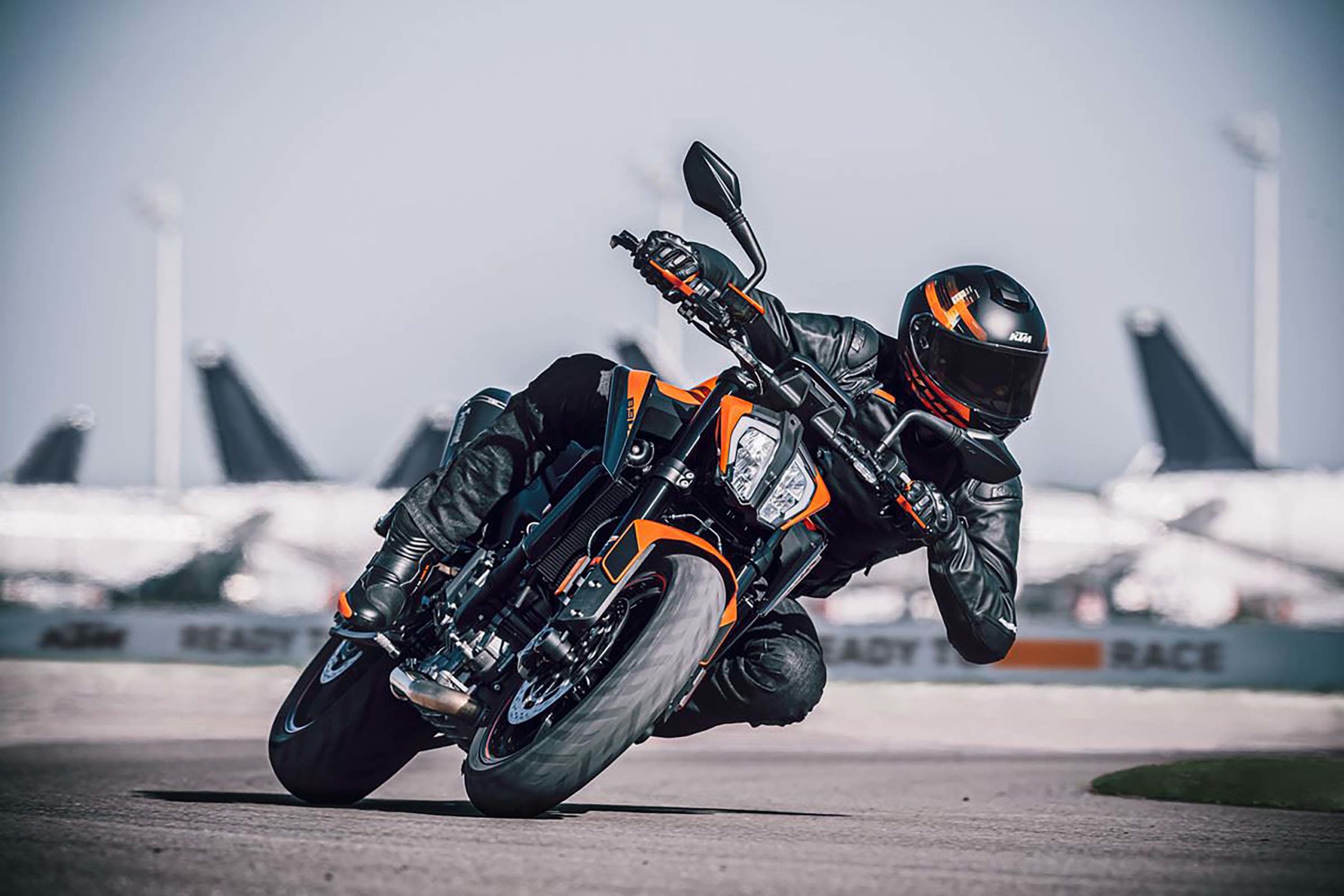 ktm duke road price