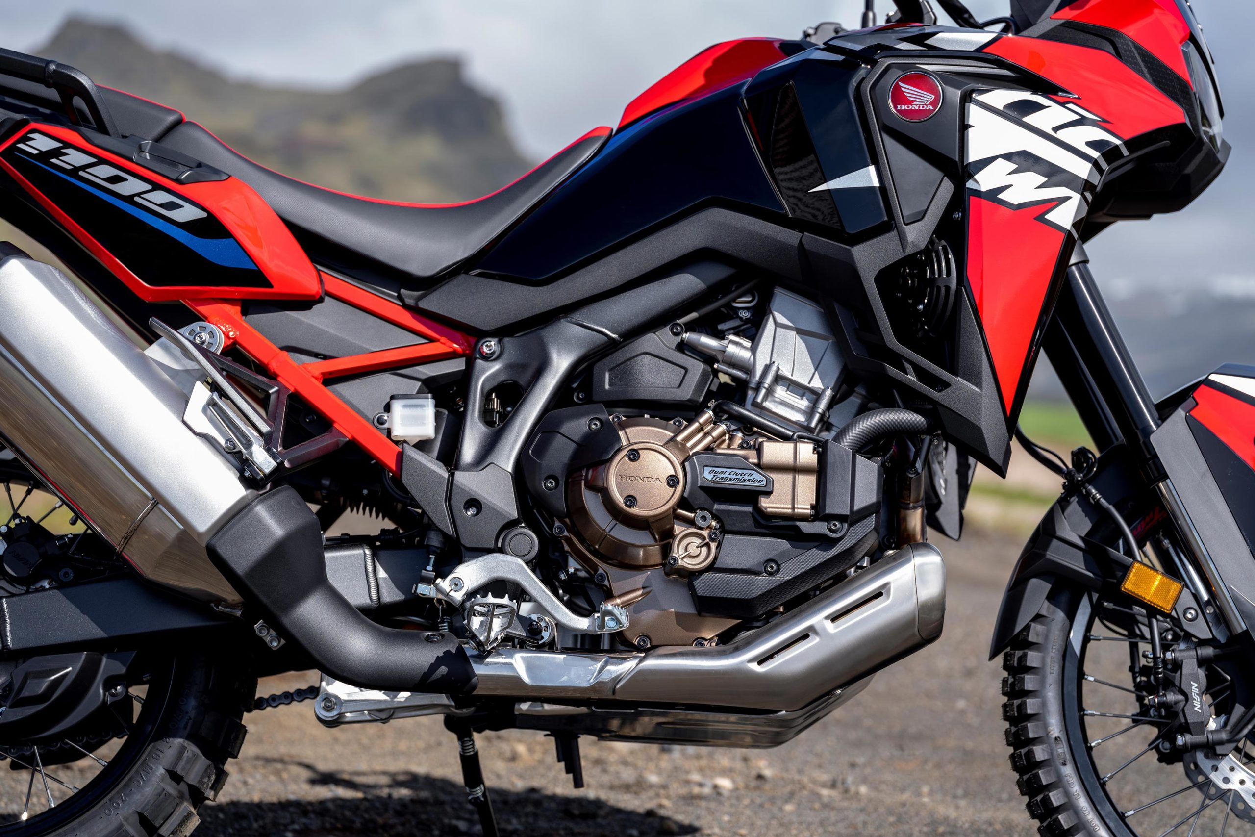 Honda Africa Twin Gets Updated Dct Settings For 22 Asphalt Rubber