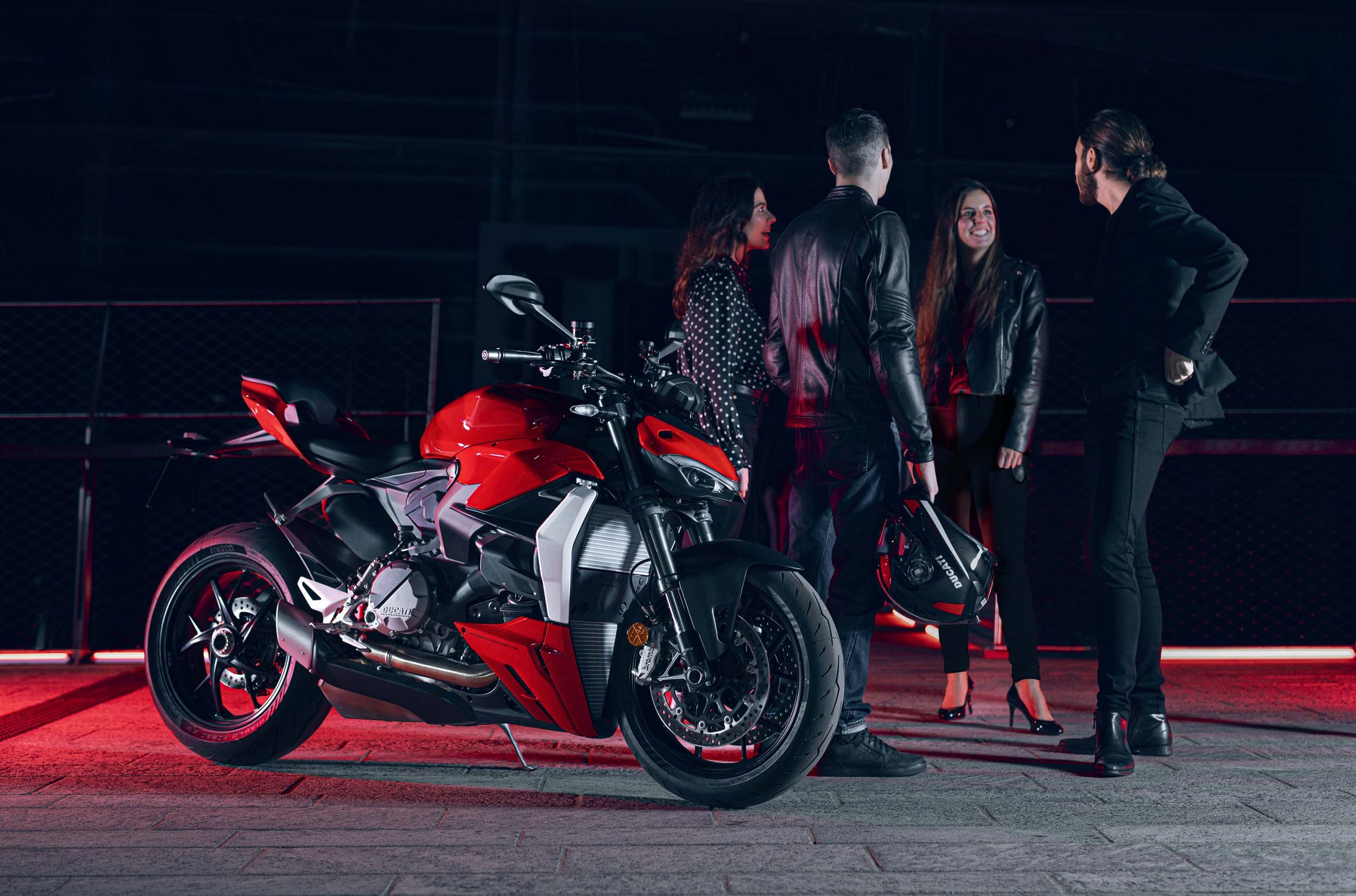 The Ducati Streetfighter V2 Debuts For Your V-Twin Loving Heart ...